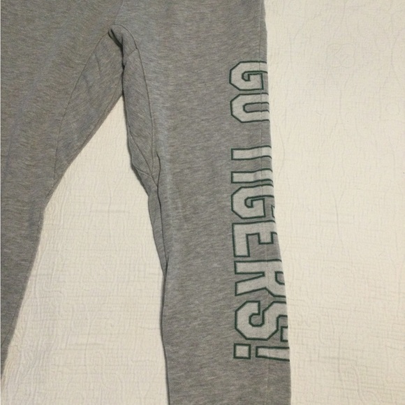 Strangers Things Sweatpants Medium Go Tigers - Picture 3 of 5